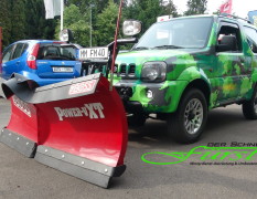 Suzuki Jimny Camouflage mit THE BOSS 200cm V-Pflug und Schneedeflektor