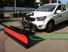 Ssang Yong PickUp Doppelkabine mit THE BOSS Schneeschild bereit für den WInterdiensteinsatz